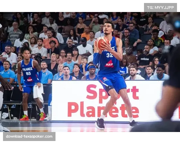 稳定发挥文班亚马9中7贡献17分12篮板4盖帽助队胜利